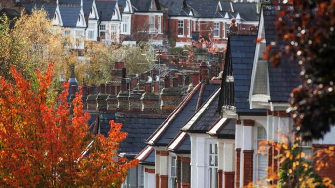 www.criticalmatters.net.article.property-uk