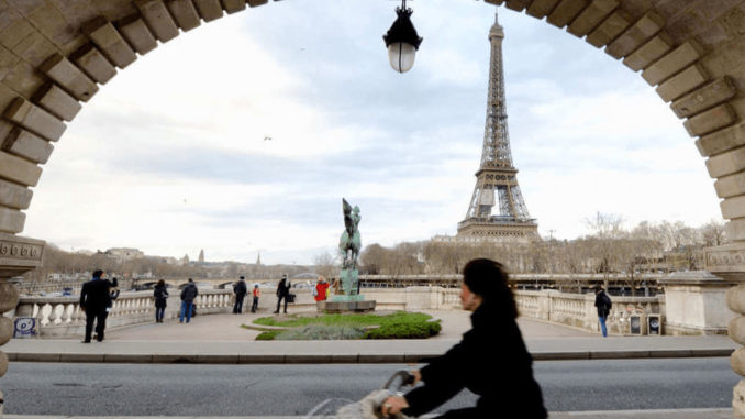 www.criticalmatters.net.news.article.zine__2022__france-tourism